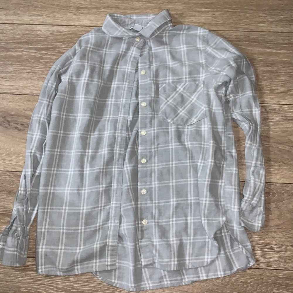 Old Navy Plaid Shirt. GUC. Medium